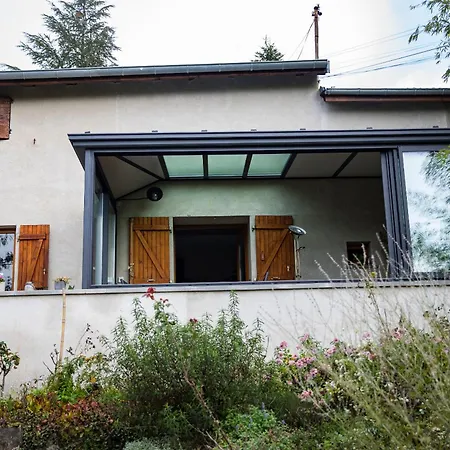 Apartment Agreable Independant Avec Veranda *